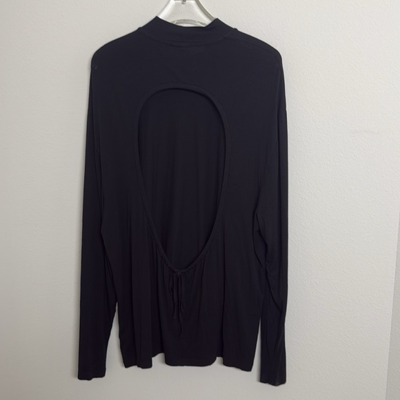 ASOS DESIGN Open Back Long Sleeve Turtleneck in Black Sz XL - Picture 2 of 7